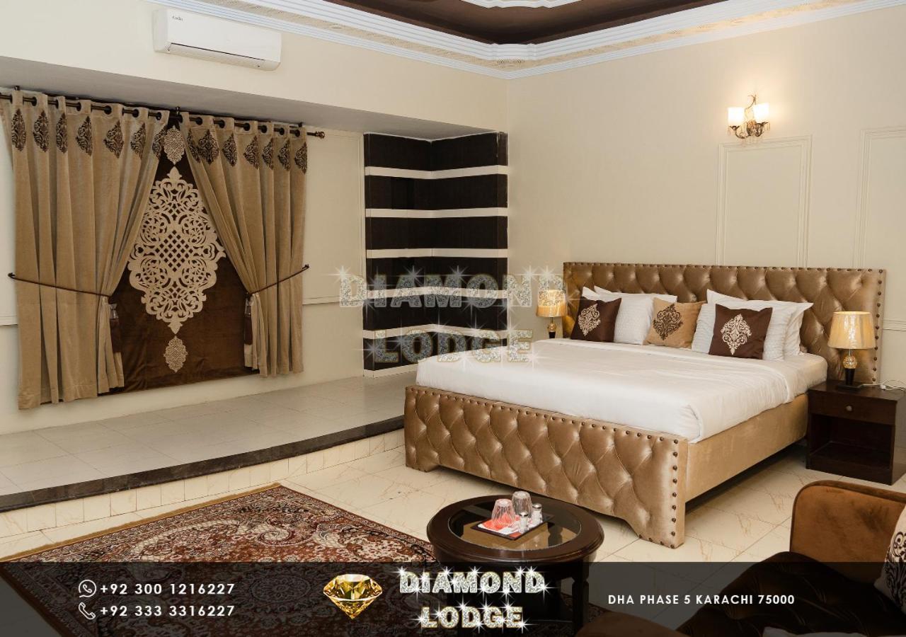 Diamond Lodge Karachi Buitenkant foto